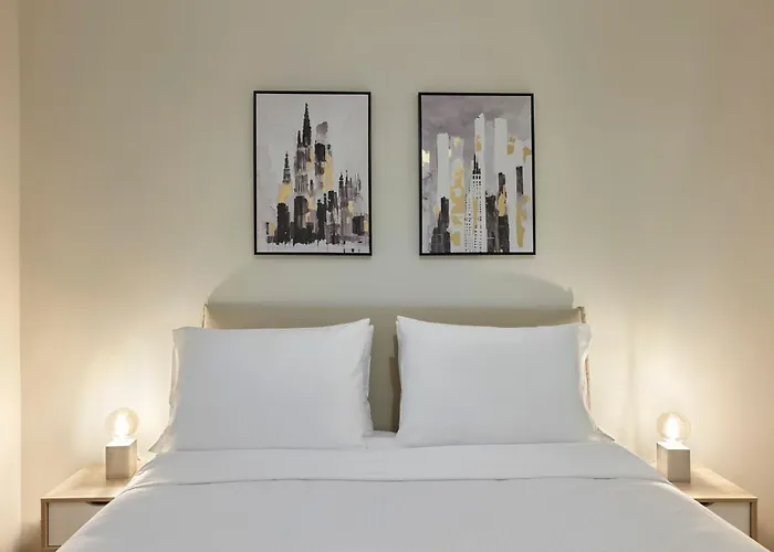 Quiet, Central 2Bd Apt, Kolonaki