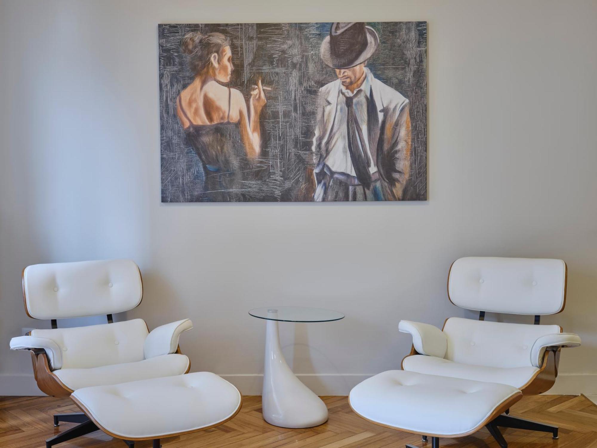 Quiet, 2bd Apt, Kolonaki *