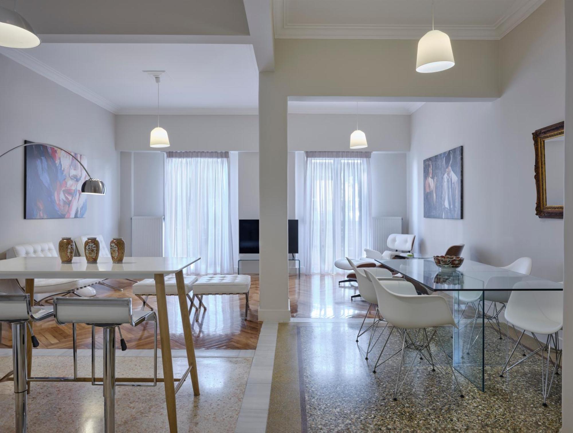 Apartment Quiet, 2bd Apt, Kolonaki *